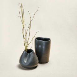 Stella Vase Noir - Large -Home Furnishings Store StellaVaseNoir 1f55e67b 05b6 4eb9 9a56 a9b2f6552922